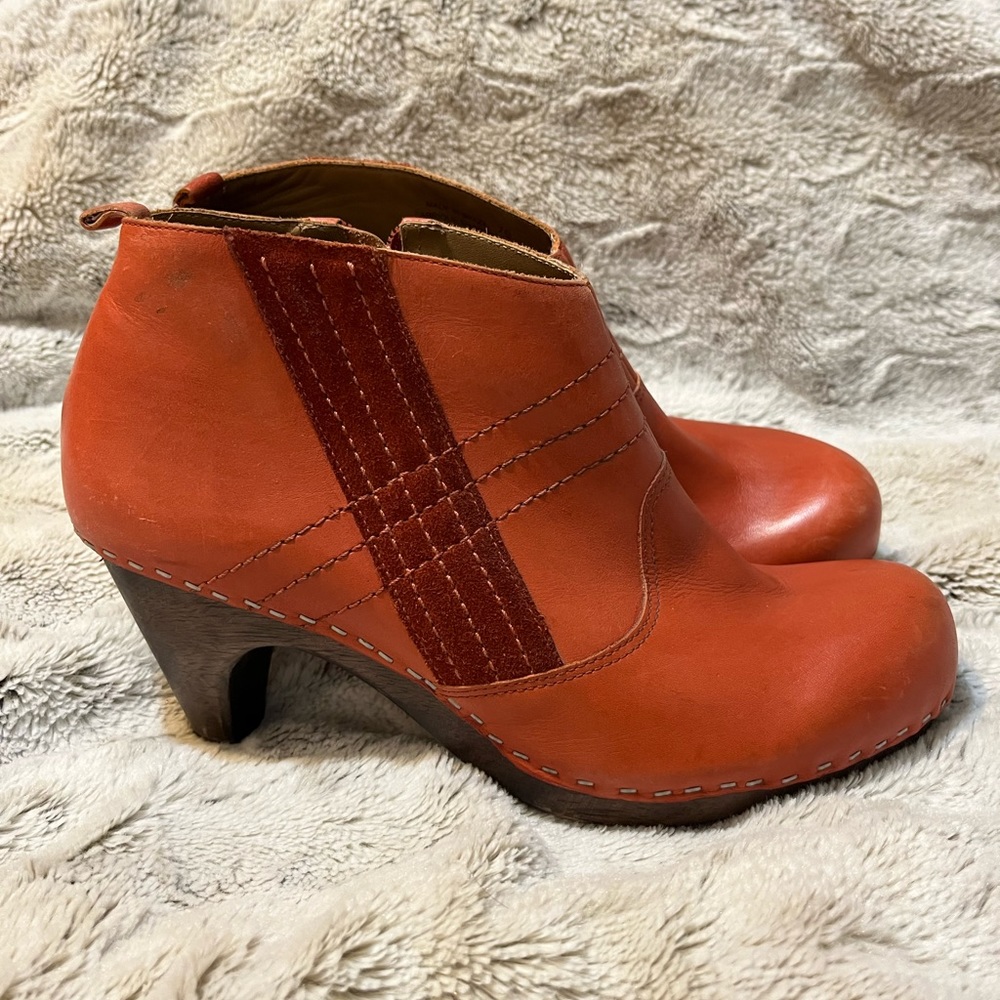 Anthropologie Schuler & Sons Philadelphia Clog Booties